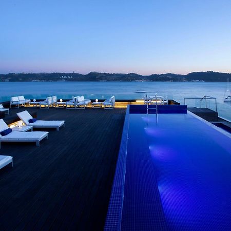 Altis Belem Hotel & Spa, A Member Of Design Hotels リスボン エクステリア 写真 The rooftop pool at the Hotel Lone