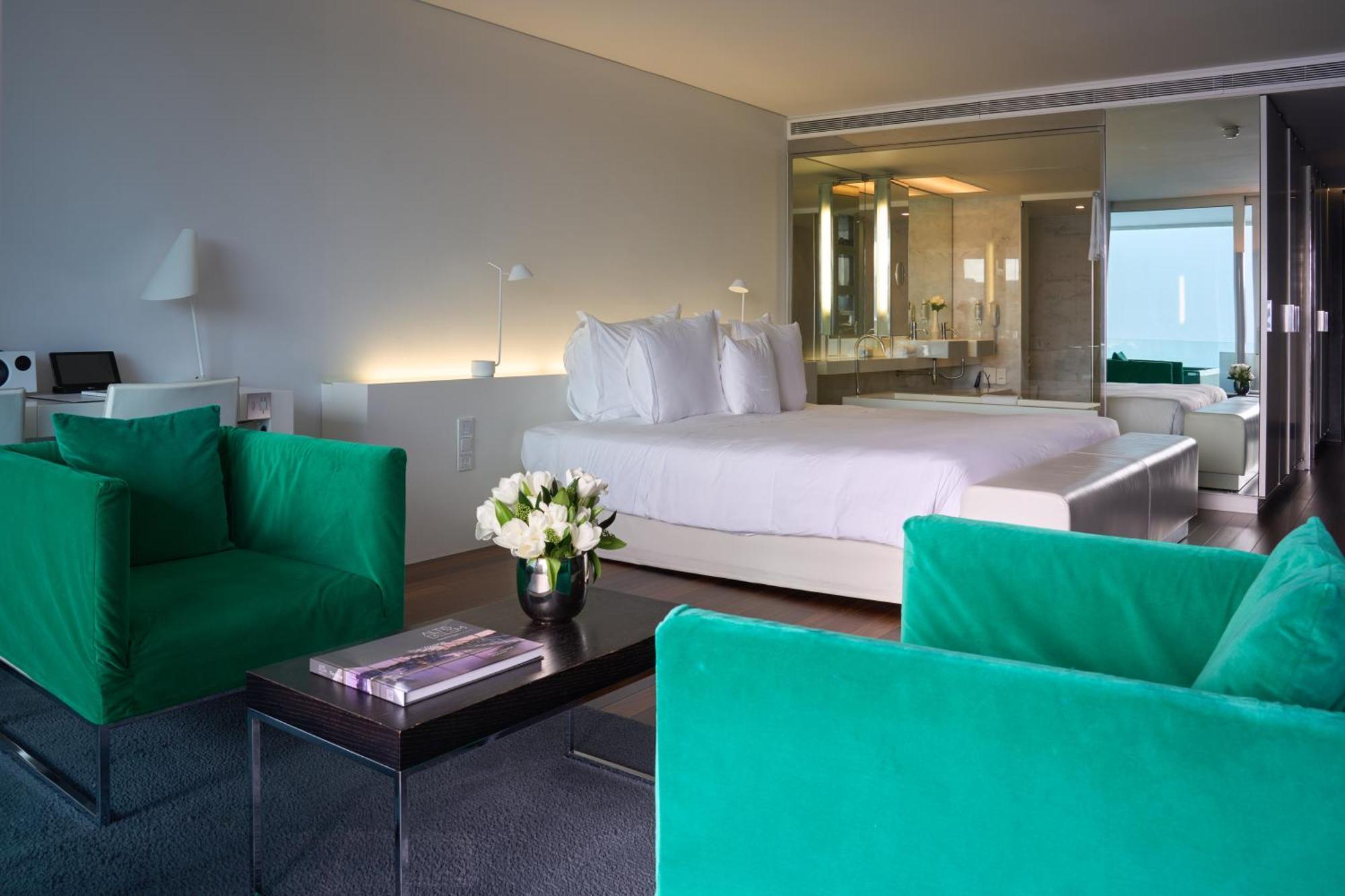 Altis Belem Hotel & Spa, A Member Of Design Hotels リスボン エクステリア 写真 A room at the hotel