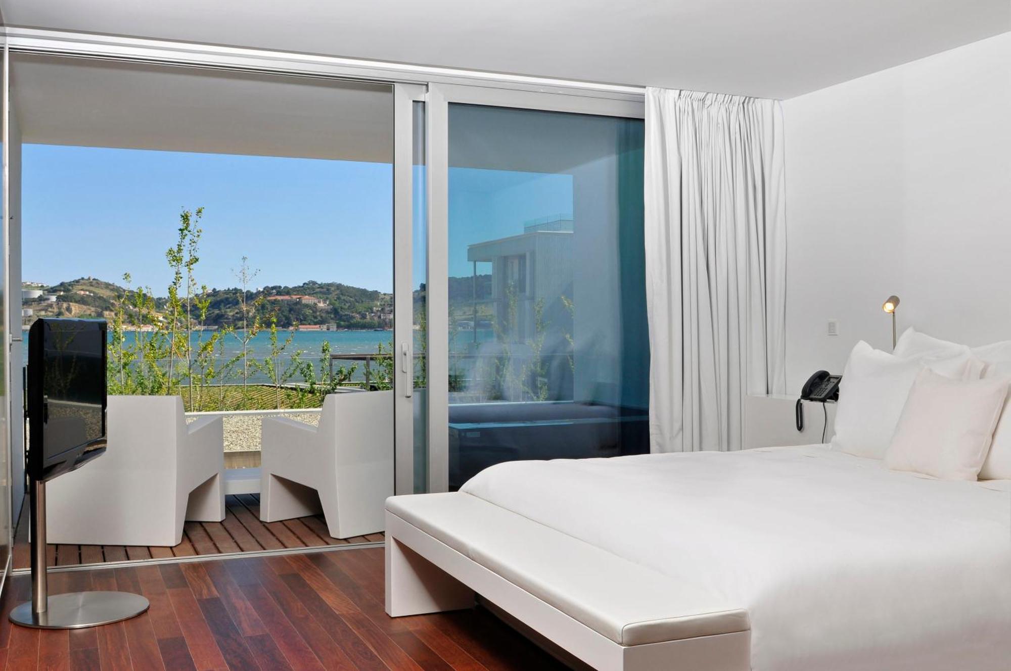 Altis Belem Hotel & Spa, A Member Of Design Hotels リスボン 部屋 写真 A room at the Hotel du Lac